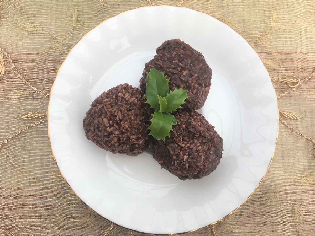 Healthier coconut chocolate truffles