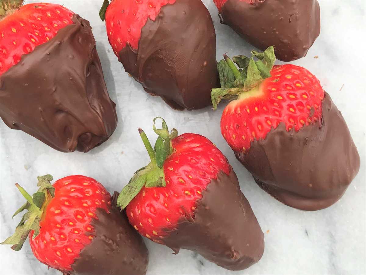 Dark chocolate covered strawberries