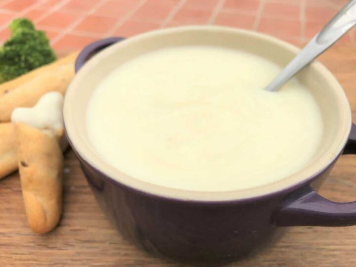 Cheese Sauce with Cornflour Cinnamon and Kale