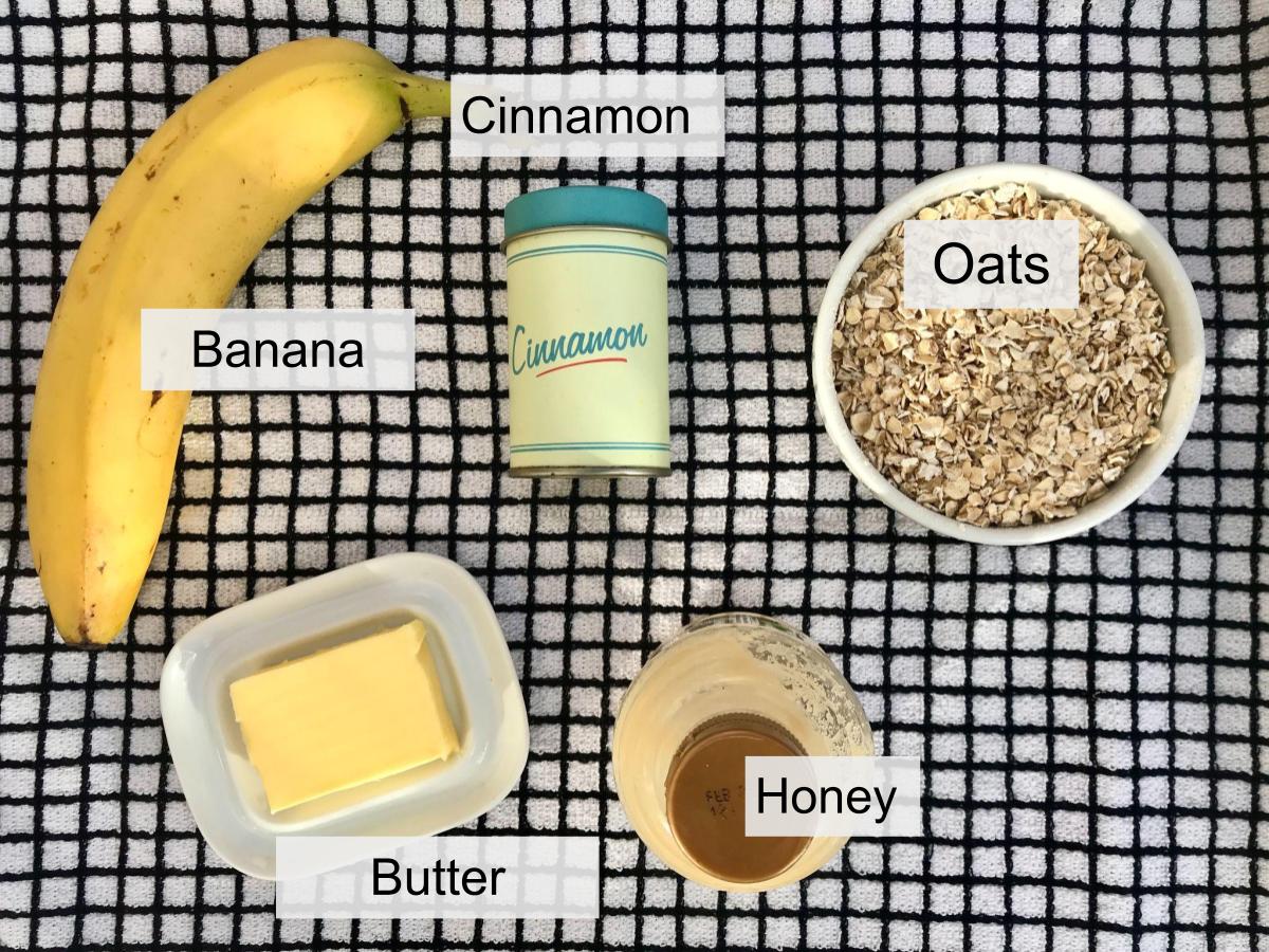 Ingredients for banana flapjacks