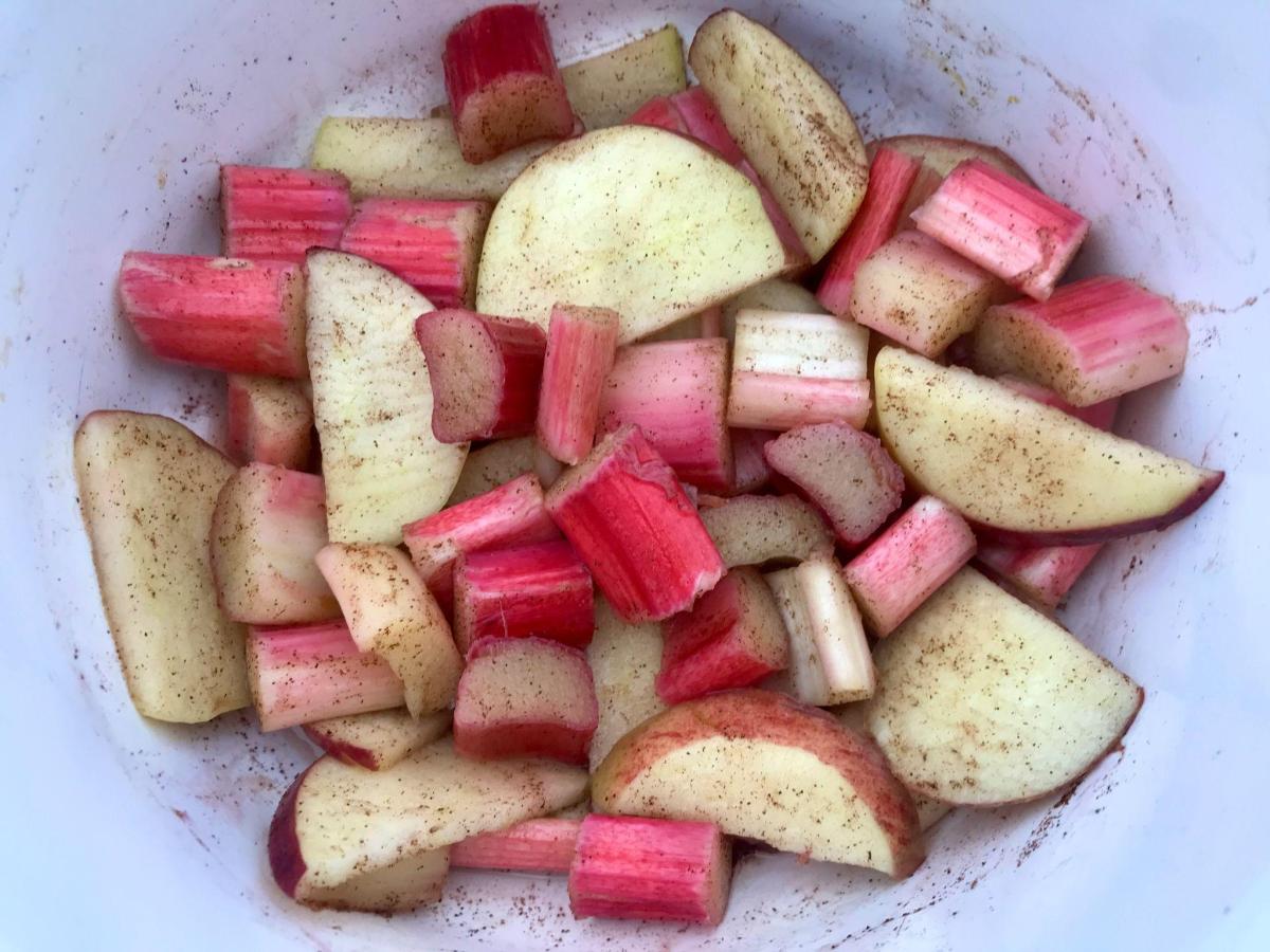 Rhubarb and apple pan