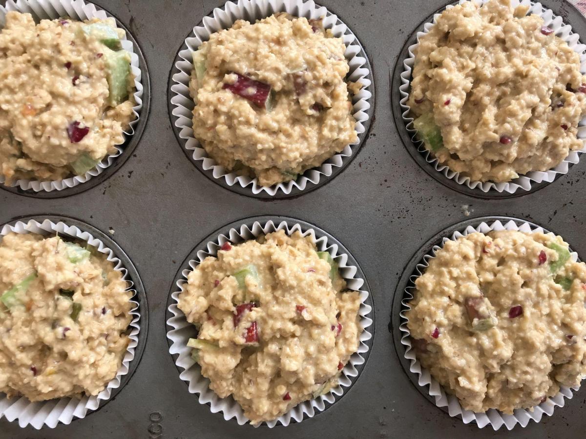 Uncooked rhubarb and custard muffins