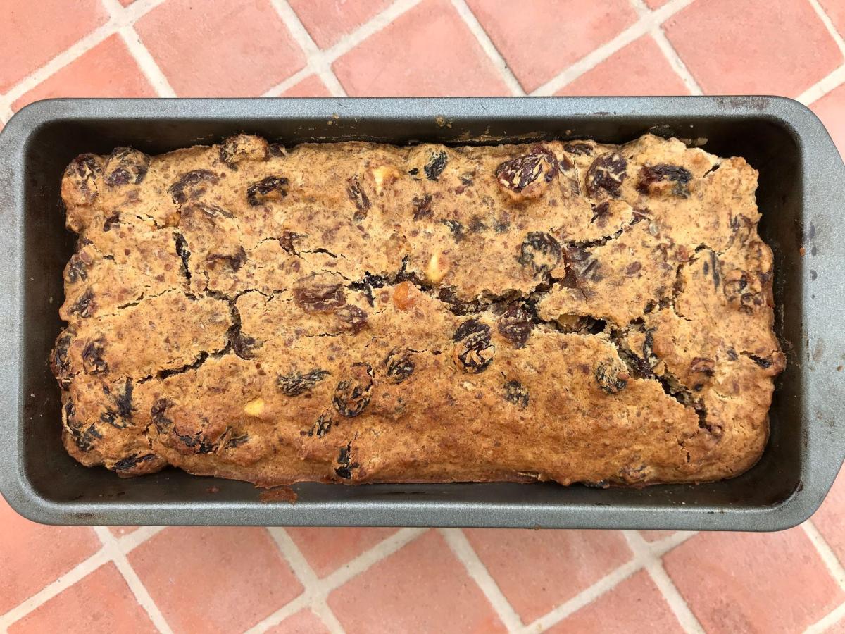 Cooked GF tea loaf in tin