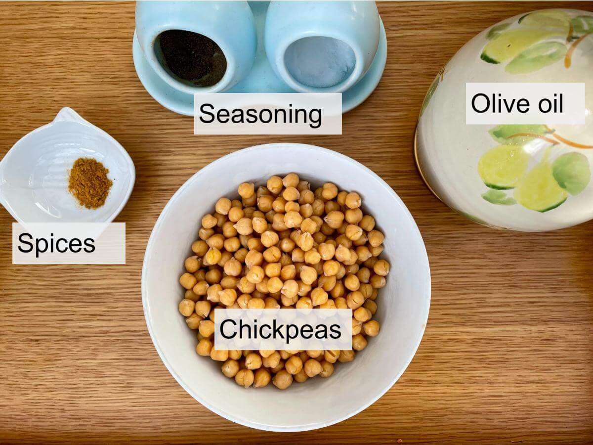 Chickpeas, olive oil, seasoning and spices.