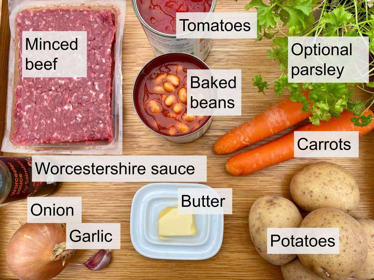 Ingredients for beef and bean hotpot.