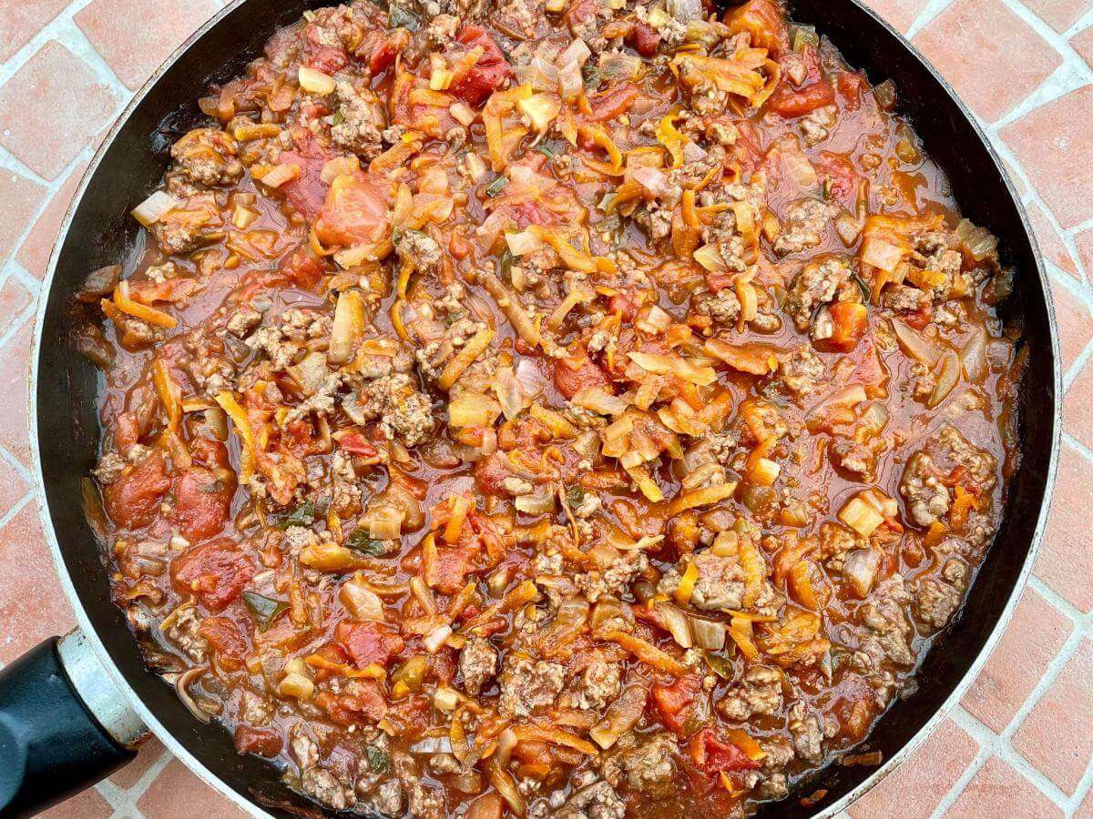 Cooked bolognese.