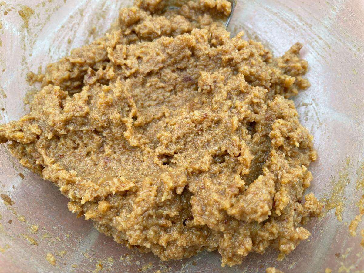Pudding batter in bowl.