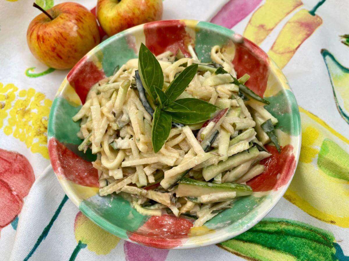 Courgette slaw with apples and basil.